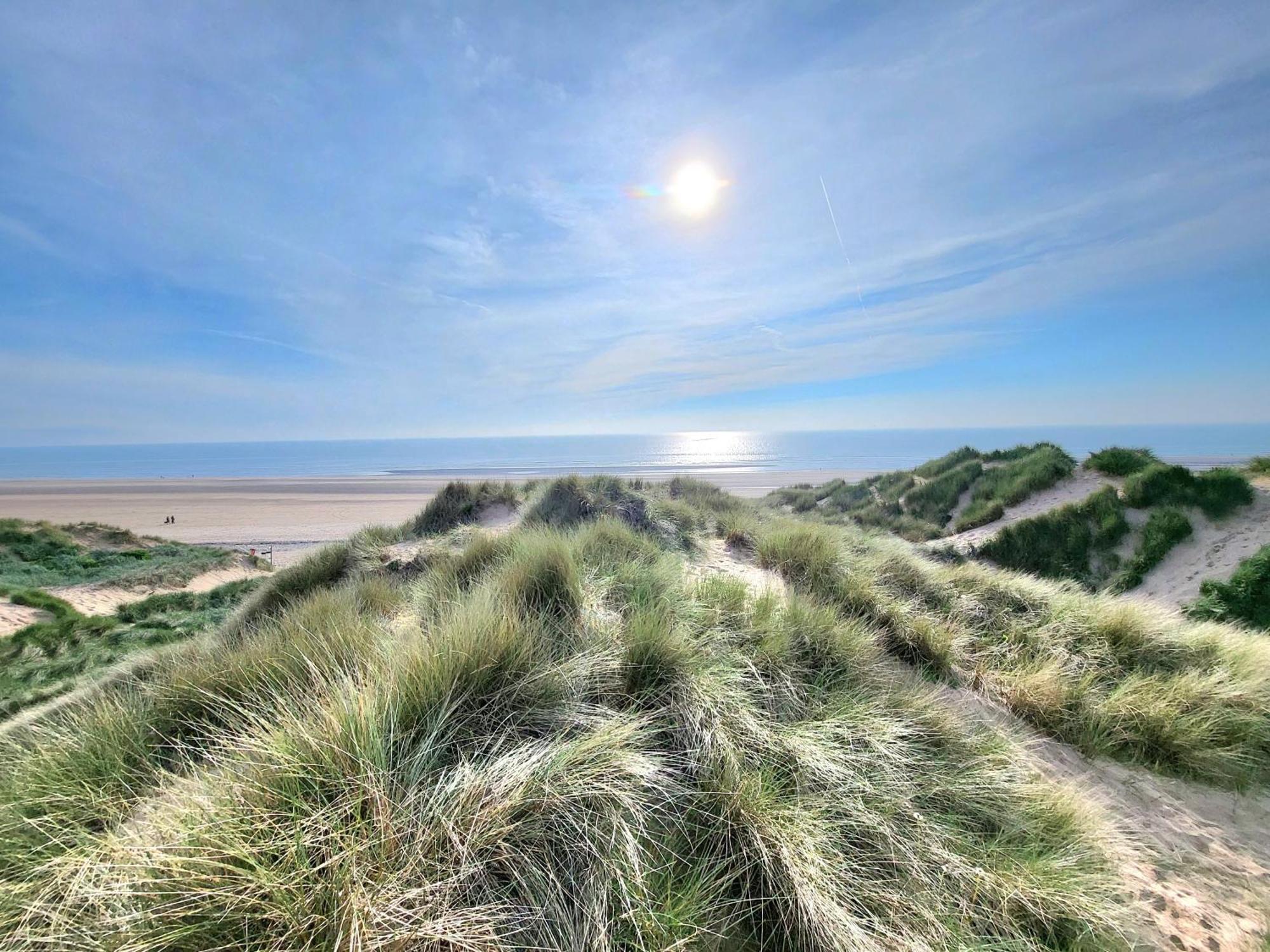Seaside Beach Themed Home With Garden And Driveway Lytham St Annes Ngoại thất bức ảnh
